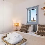 Leno Mykonos * プサロウ